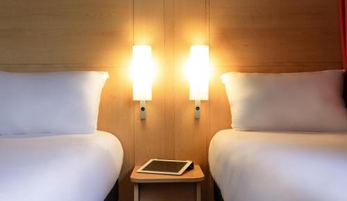 Standard Room with 2 Single Beds
