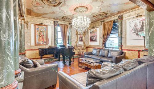 Eight-Bedroom House