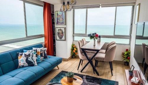 Three-Bedroom Apartment with Water View