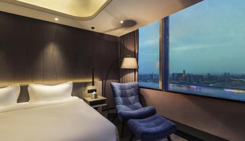 Deluxe Twin Room with City View