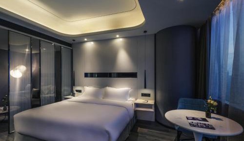 Executive King Suite