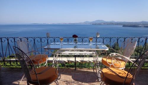 Villa with Sea View