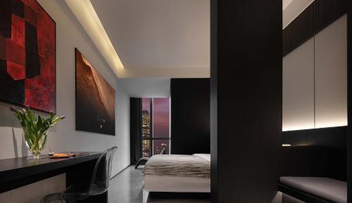 Standard Queen Room