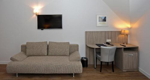 Twin Room with Sofa Bed