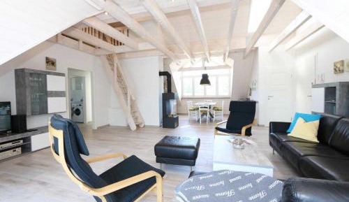 Three-Bedroom Apartment with Balcony
