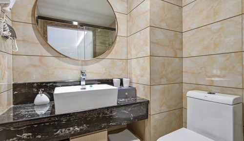 Double or Twin Room with Shower