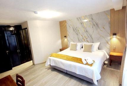 Queen Suite
