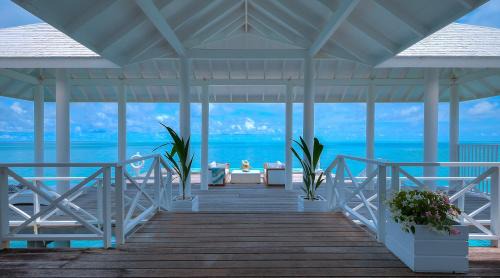 Two-Bedroom Pool Water Villa	