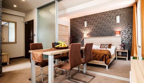 Deluxe Suite with Welcome Drink