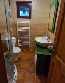 Double or Twin Room with Private Bathroom