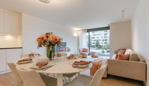 Two-Bedroom Apartment with City View
