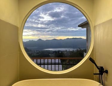 King Room with Lake View