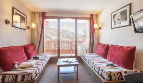 Comfort One-Bedroom Apartment (5 People)