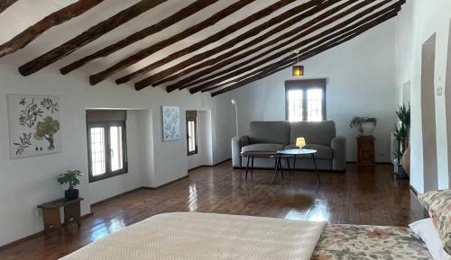 Deluxe Family Suite