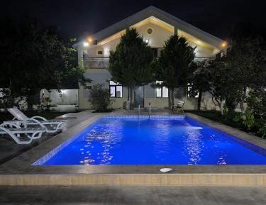 One-Bedroom Villa