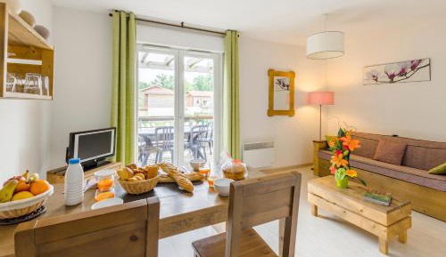 One-Bedroom Apartment (4 Adults)