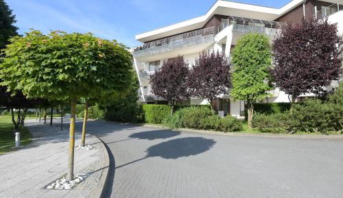 One-Bedroom Apartment with Balcony