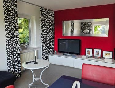 One-Bedroom Apartment with Garden