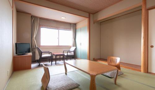 Japanese-Style Room