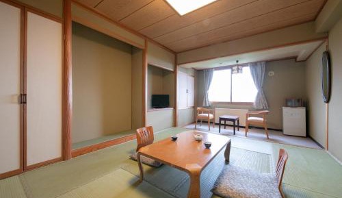 Japanese-Style Room