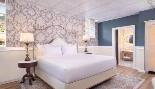 Hotel 1888: Boutique King Room