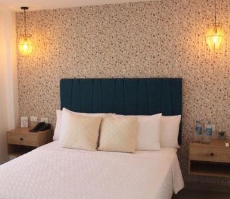 Standard Queen Room