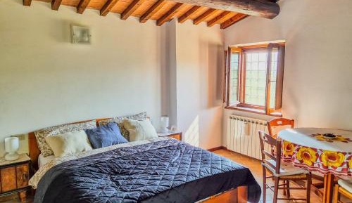One-Bedroom Apartment with Garden View