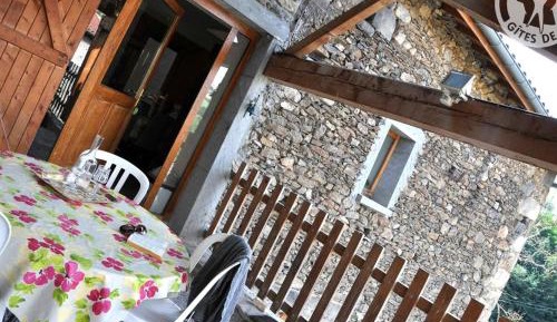 Holiday Home (8 Adults)