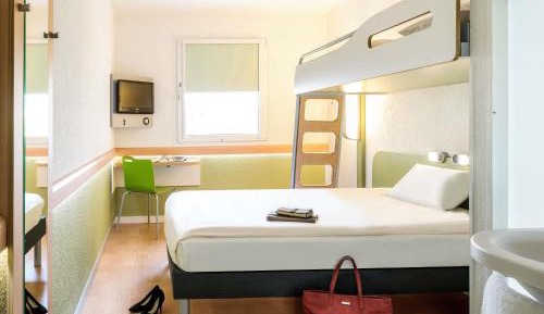 Double Room with Bunk Bed