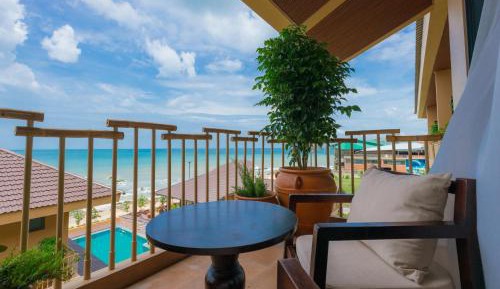 Deluxe Double or Twin Room with Sea View