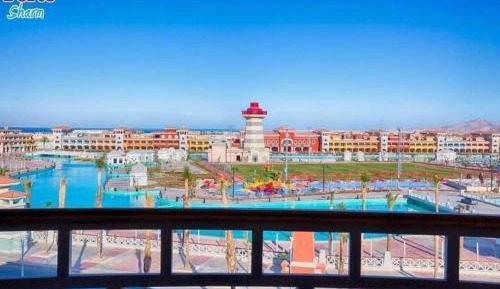 One-Bedroom Apartment with Balcony and Water View