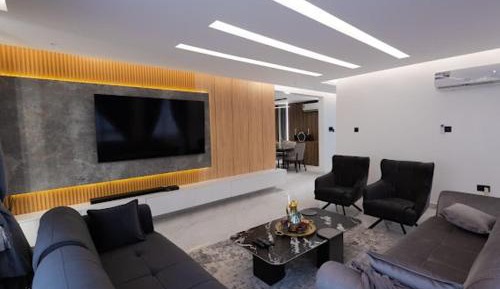 Four-Bedroom Holiday Home