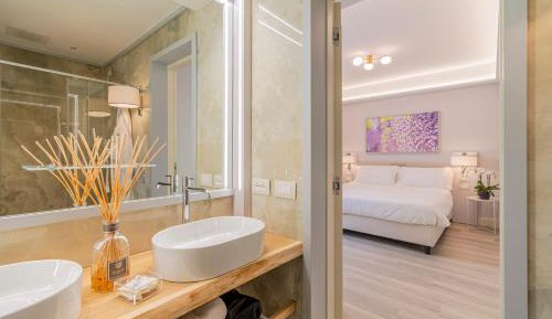 Queen Room with Garden View