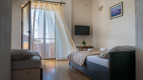 Studio with Balcony