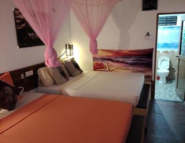Deluxe Family Room