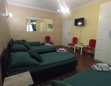 Quadruple Room with Shared Bathroom