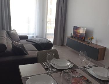 One-Bedroom Apartment with Balcony