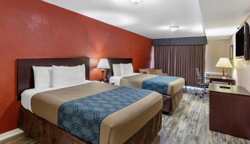 Suite with Two Queen Beds