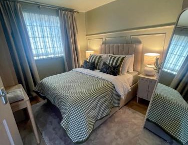 Three-Bedroom Holiday Home 