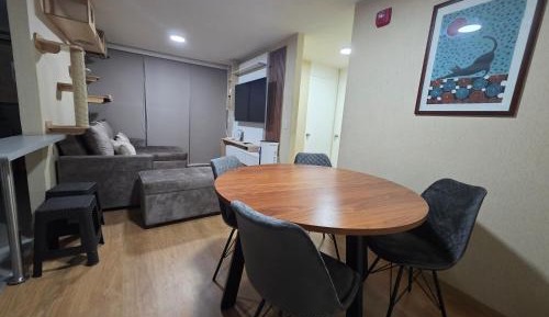 Three-Bedroom Apartment with Balcony