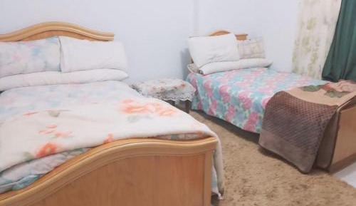 Single Bed in Male Dormitory Room with Shared Bathroom