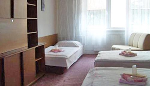 Triple Room with Shared Bathroom