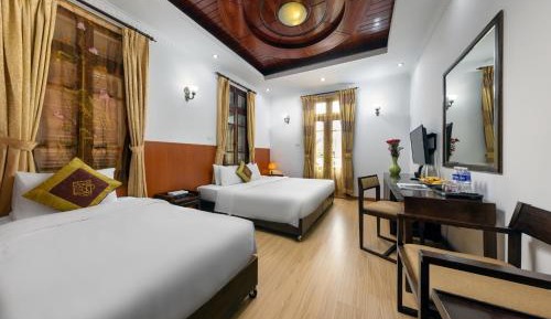 Deluxe Double or Twin Room with Balcony