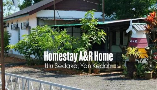 Three-Bedroom Holiday Home 