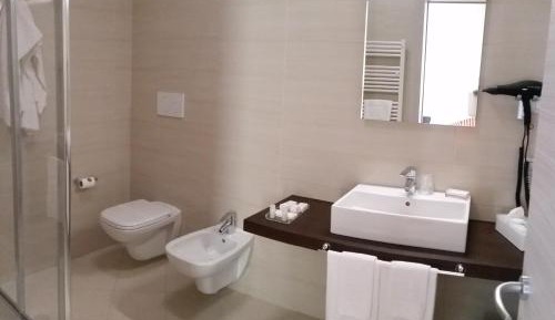Economy Double Room with Mountain View