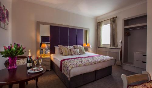 Deluxe Double Room with Bath
