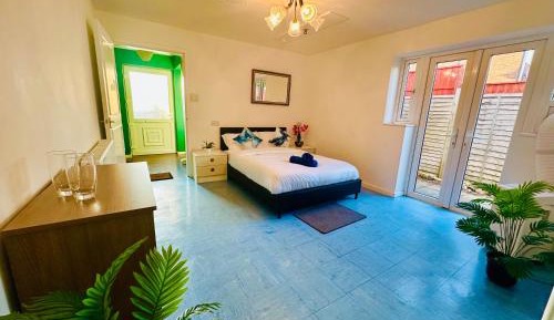 One-Bedroom House