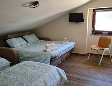 Room #1473987102