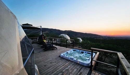 Suite with Hot Tub