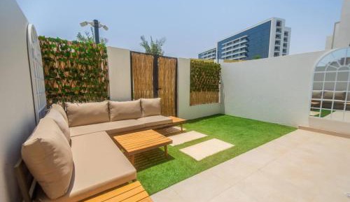 Three-Bedroom Holiday Home 